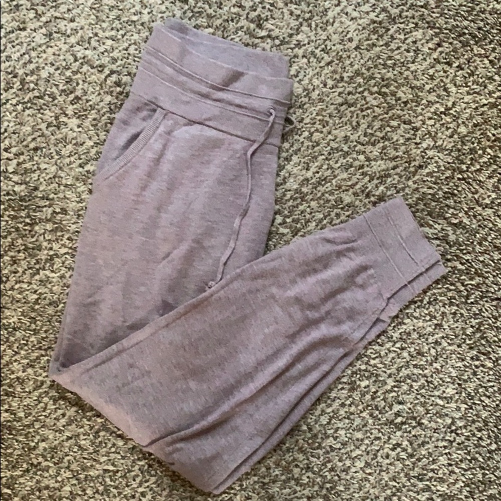 Lululemon joggers blush pink